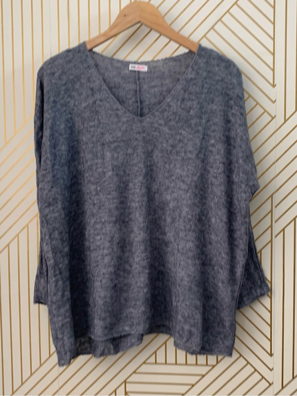 Gee Loretta Made in Italy V neck Wool blend Lagenlook sweater Boho coastal